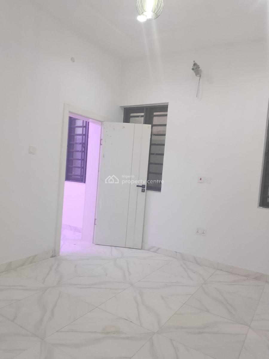 2 Bedroom Apartment, Orchid Road, Lekki, Lagos, Flat / Apartment for Rent