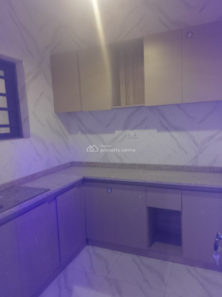 2 Bedroom Apartment, Orchid Road, Lekki, Lagos, Flat / Apartment for Rent