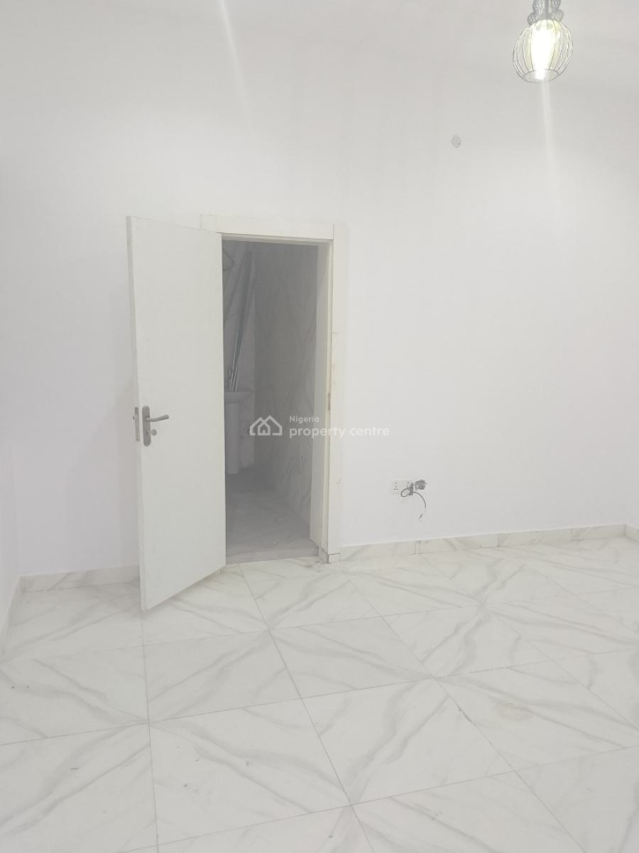 2 Bedroom Apartment, Orchid Road, Lekki, Lagos, Flat / Apartment for Rent