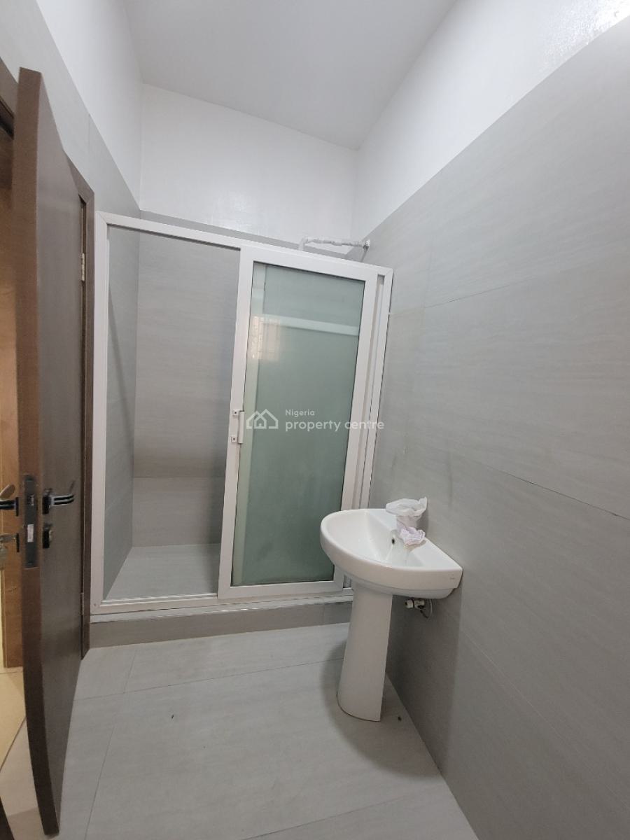 2 Bedroom Flat in Lekki Phase 1, Lekki Phase 1, Lekki, Lagos, Flat / Apartment for Rent