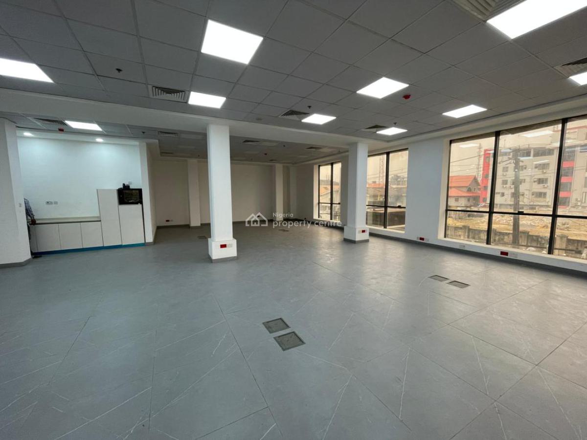 Office Space on 5th Floor, Lekki Phase 1, Lekki, Lagos, Office Space for Rent