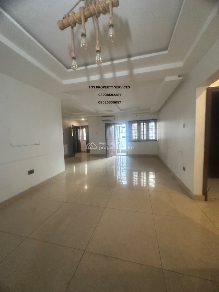 Lovely 2 Bedroom Ensuite Flat & Bq, Lekki Phase 1, Lekki, Lagos, Flat / Apartment for Rent