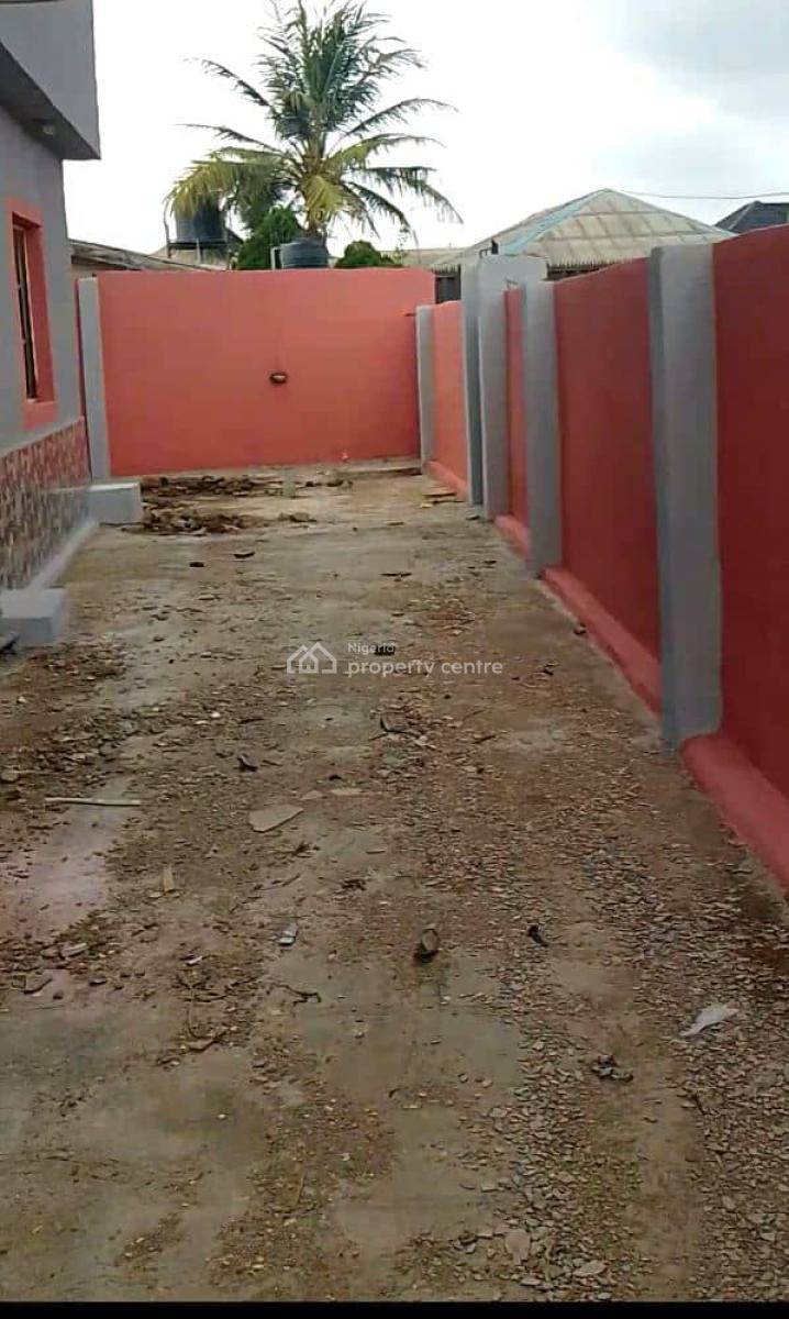 Executive Block of 4 Units 3 Bedroom Flats, Mowe Town, Ogun, Block of Flats for Sale