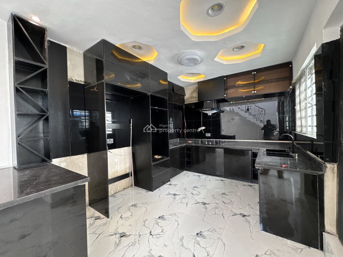 3 Bedroom Terrace in a Serene Estate, Sangotedo, Ajah, Lagos, Terraced Duplex for Sale