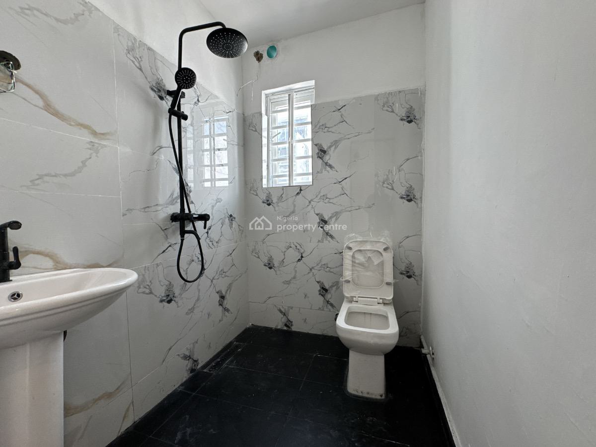 3 Bedroom Terrace in a Serene Estate, Sangotedo, Ajah, Lagos, Terraced Duplex for Sale