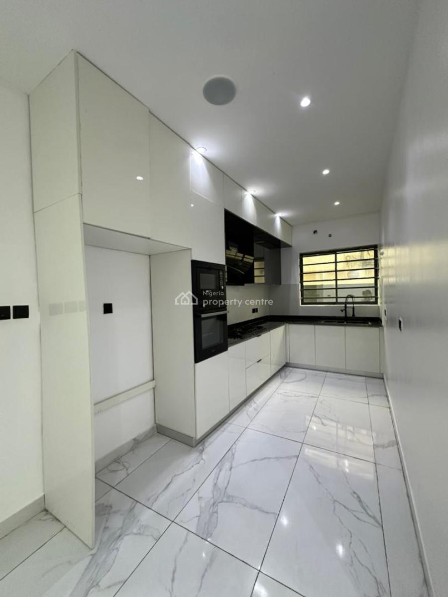 Newly Built 2 Bedroom Apartment with Elevator, Lekki Phase One, Lekki, Lagos, House for Sale