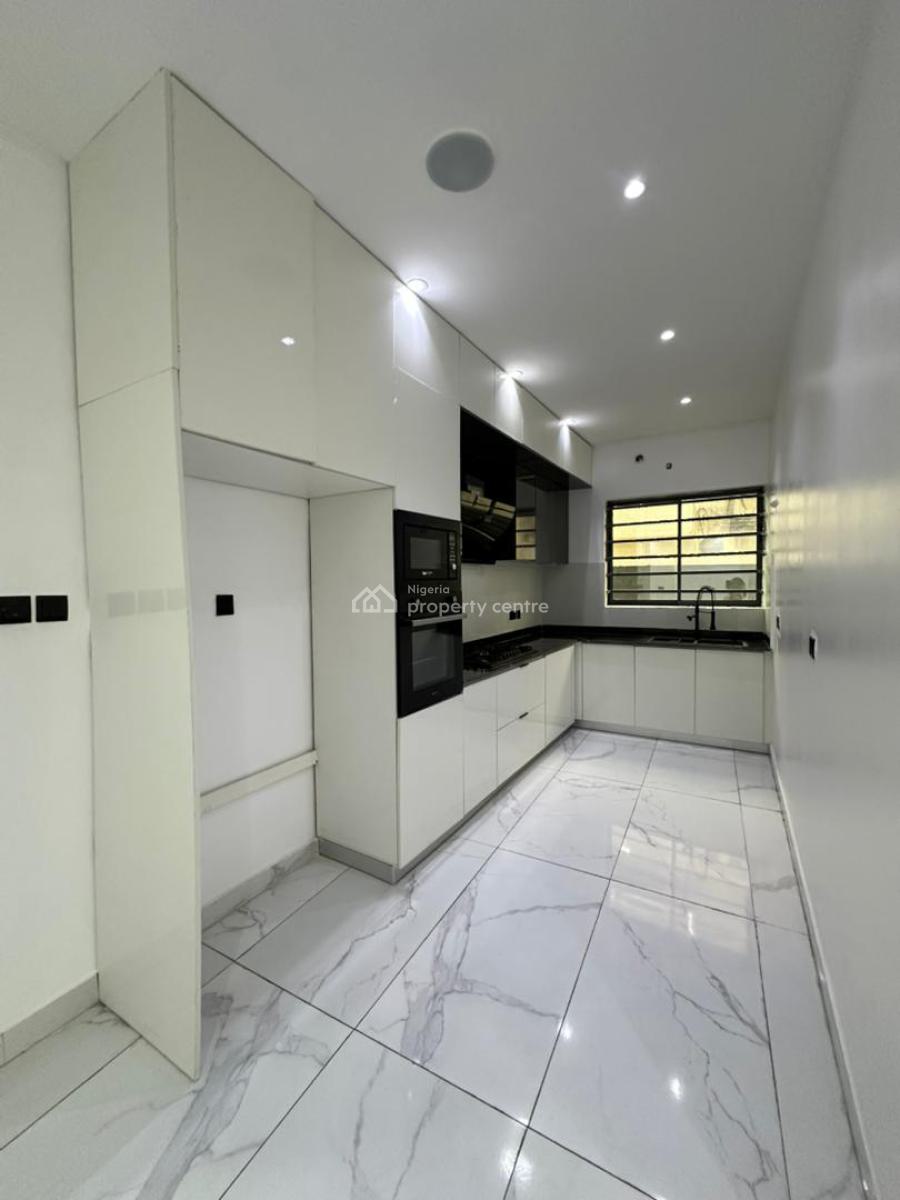 Newly Built 2 Bedroom Apartment with Elevator, Lekki Phase One, Lekki, Lagos, House for Sale
