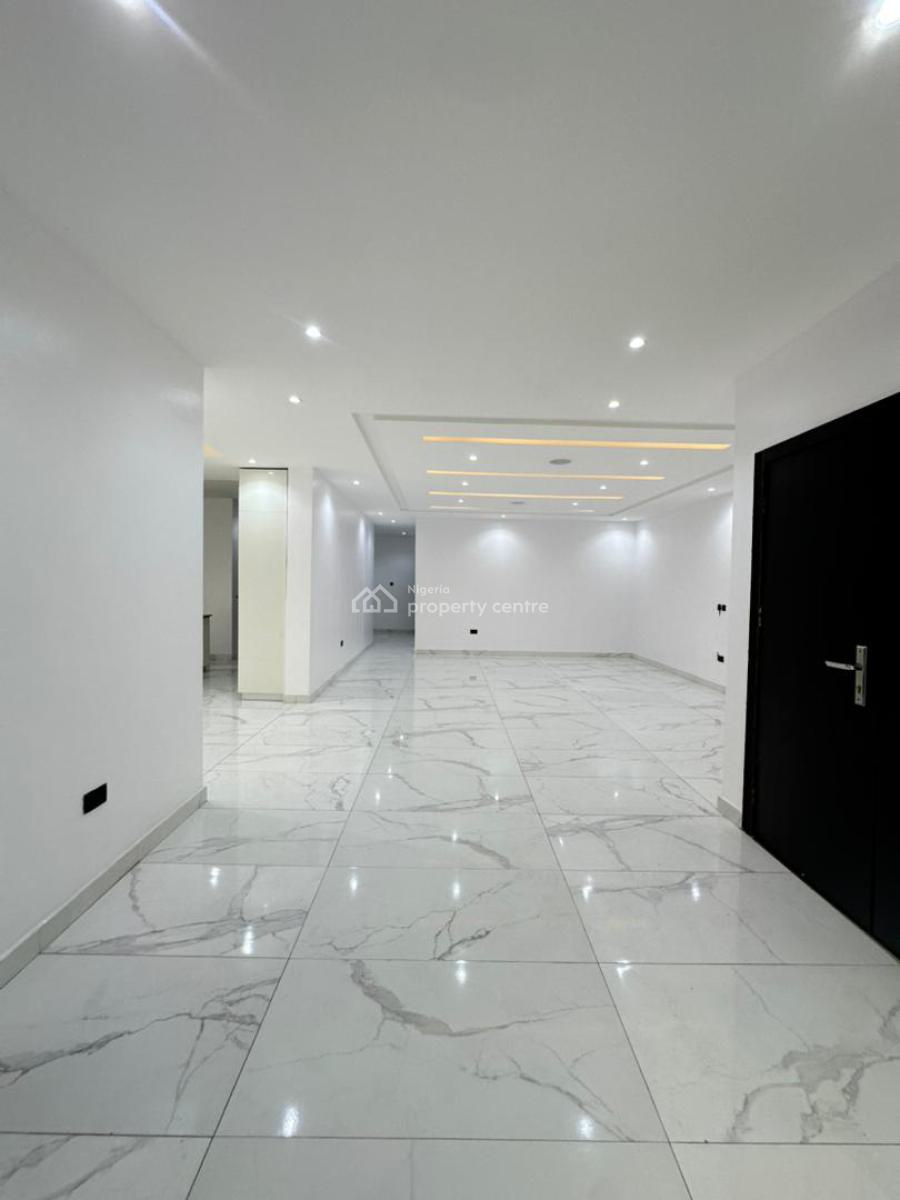 Spaciously Built 3 Bedroom Apartment with Bq and Elevator, Lekki Phase One, Lekki, Lagos, House for Sale