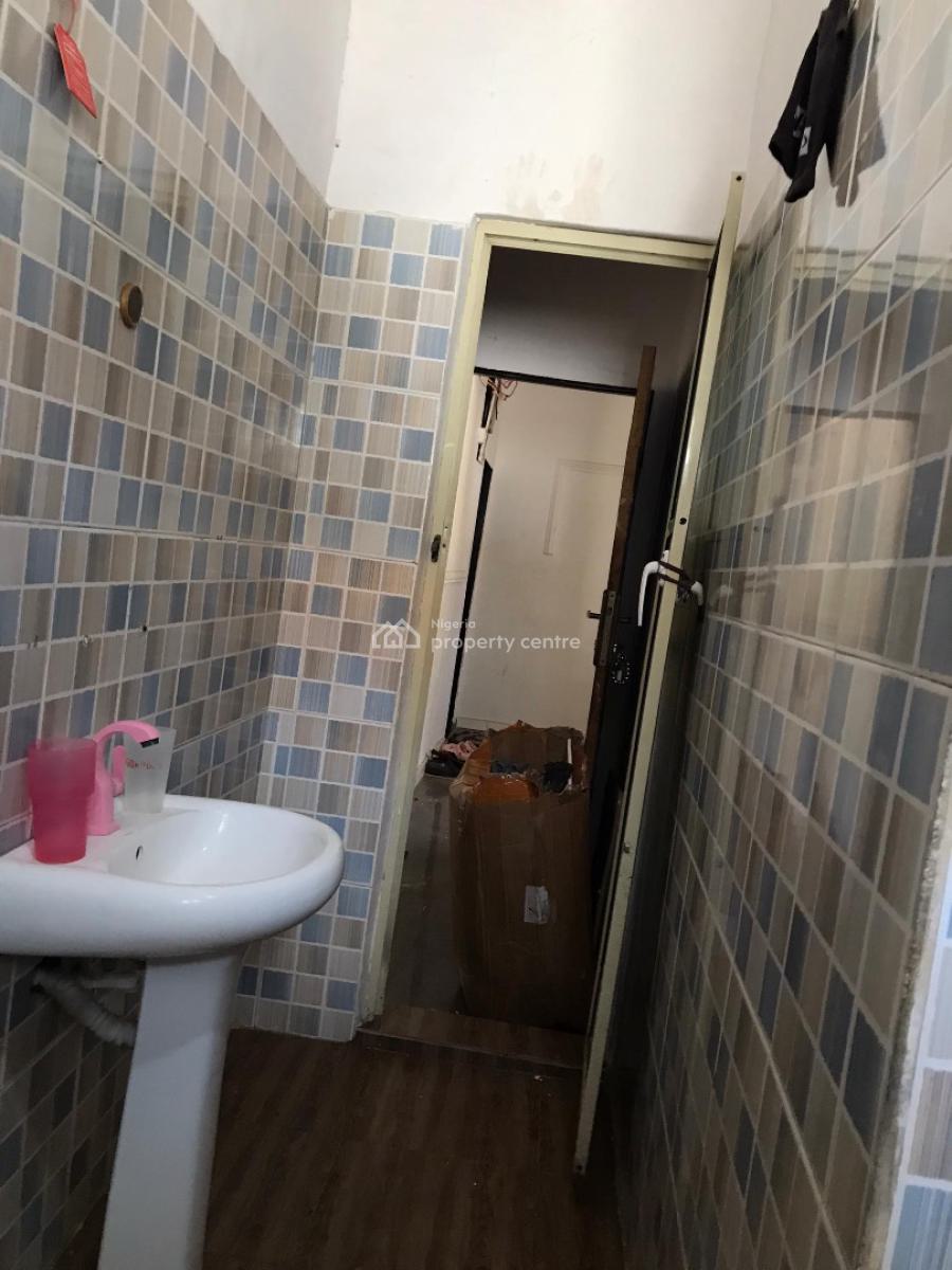 Very Spacious Room Self Contain, Lekki Phase 1, Lekki, Lagos, Self Contain (single Rooms) for Rent