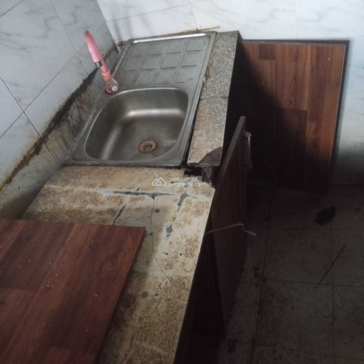 Self Contain, Palmwill Estate, Badore, Ajah, Lagos, Self Contain (single Rooms) for Rent