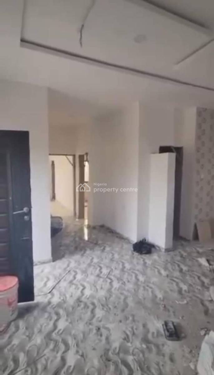 Lovely 2 Bedroom Flat, Off Pedro, Shomolu, Lagos, Flat / Apartment for Rent