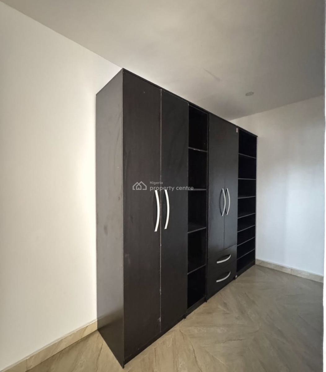 4-bedroom Terrace Apartment with Bq, Lekki Phase 1, Lekki, Lagos, Flat / Apartment for Rent