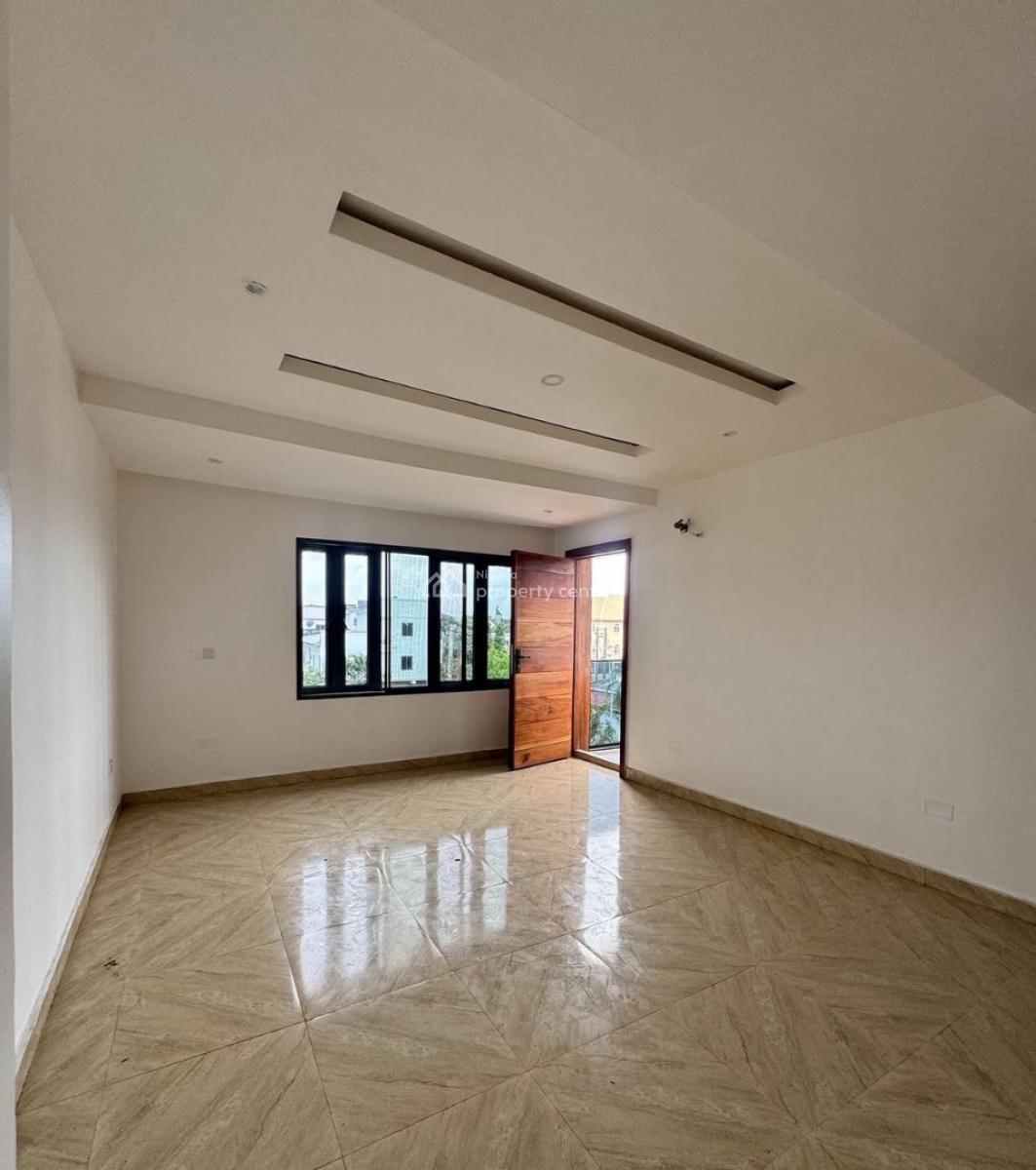 4-bedroom Terrace Apartment with Bq, Lekki Phase 1, Lekki, Lagos, Flat / Apartment for Rent