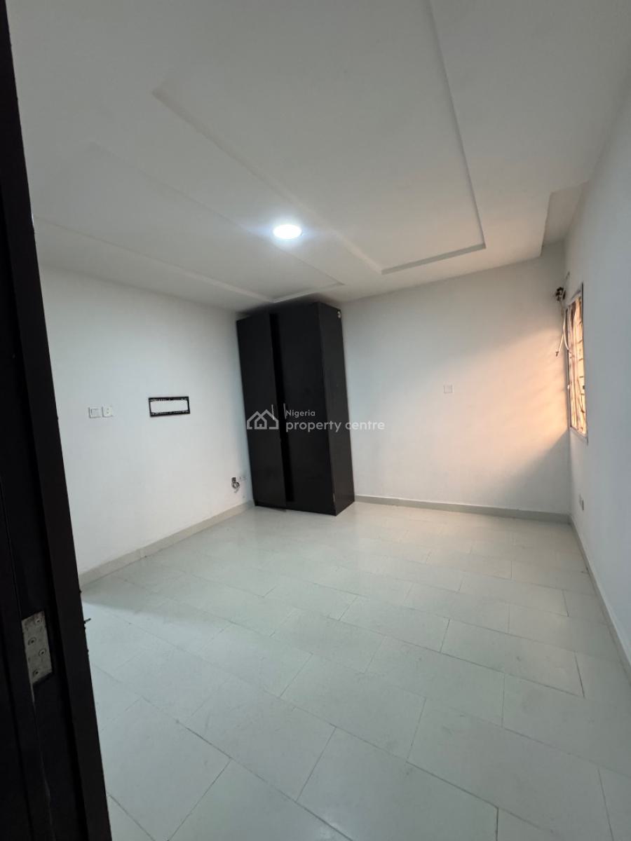 Luxury Newly Built 2 Bedroom Apartment, Orchid Road, Lekki, Lagos, Flat / Apartment for Sale