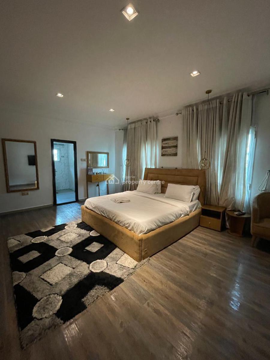 Fully Furnished 3 Bedroom Flat with Bq, Lekki Phase 1, Lekki, Lagos, Flat / Apartment for Rent
