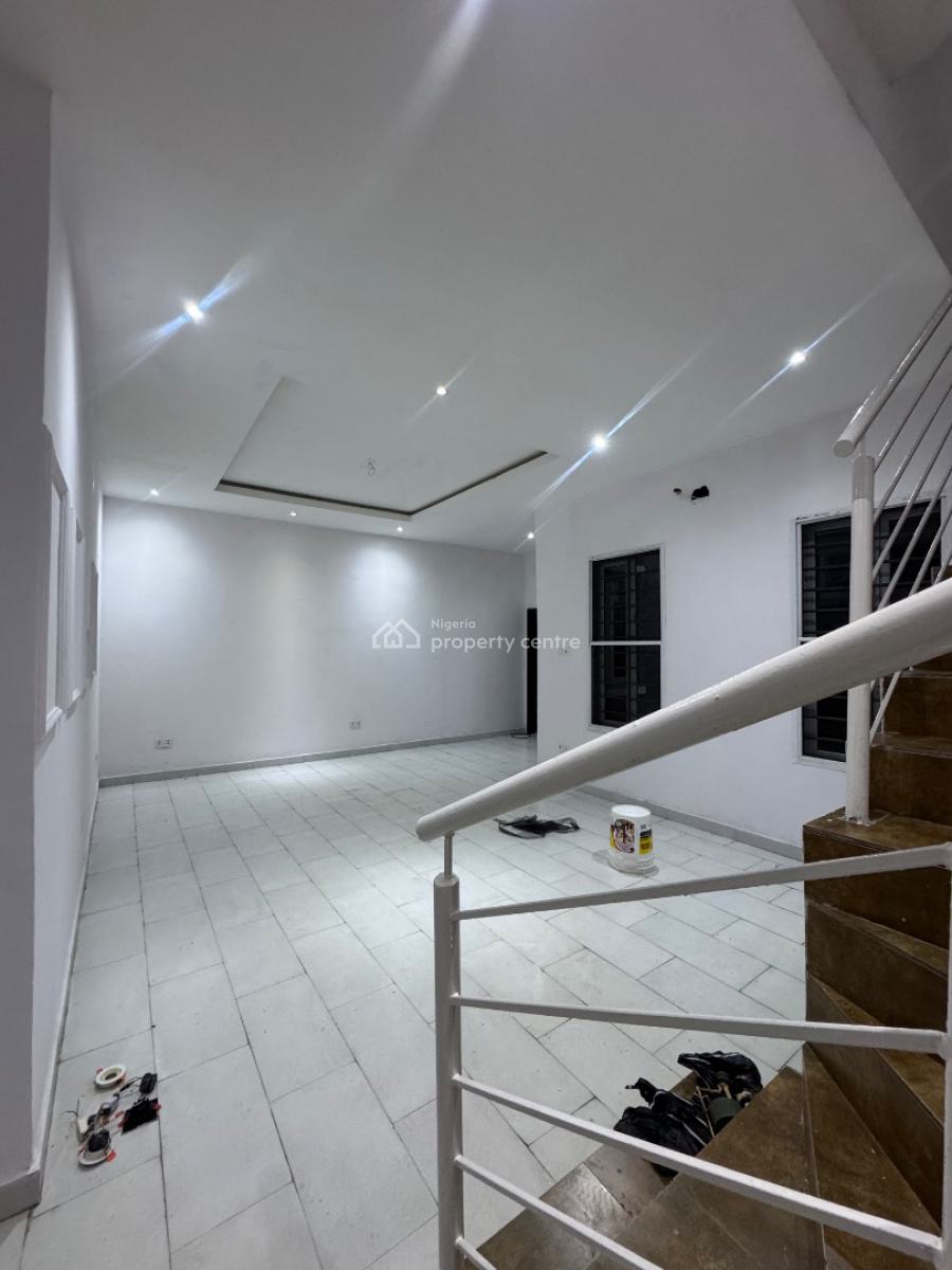 Nice  Very Spacious 4 Bedroom Duplex Terrace with Bq 2 Floor, Orchid Road, Lekki, Lagos, Terraced Duplex for Rent