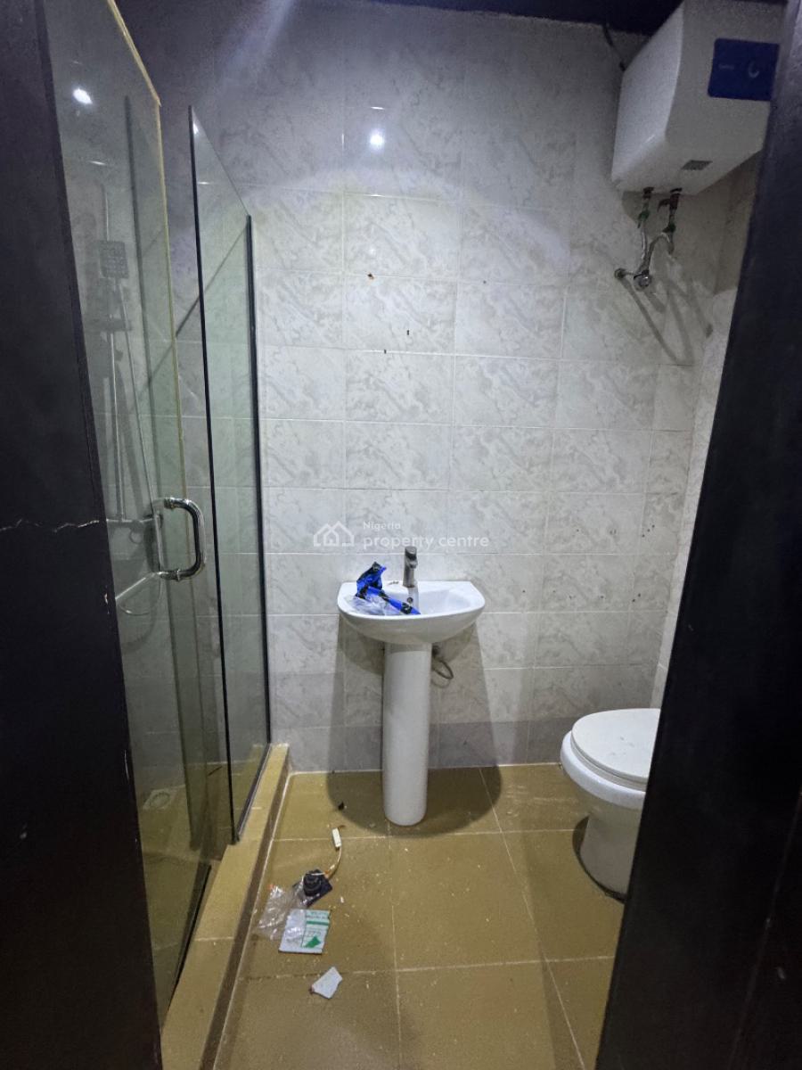 Nice  Very Spacious 4 Bedroom Duplex Terrace with Bq 2 Floor, Orchid Road, Lekki, Lagos, Terraced Duplex for Rent