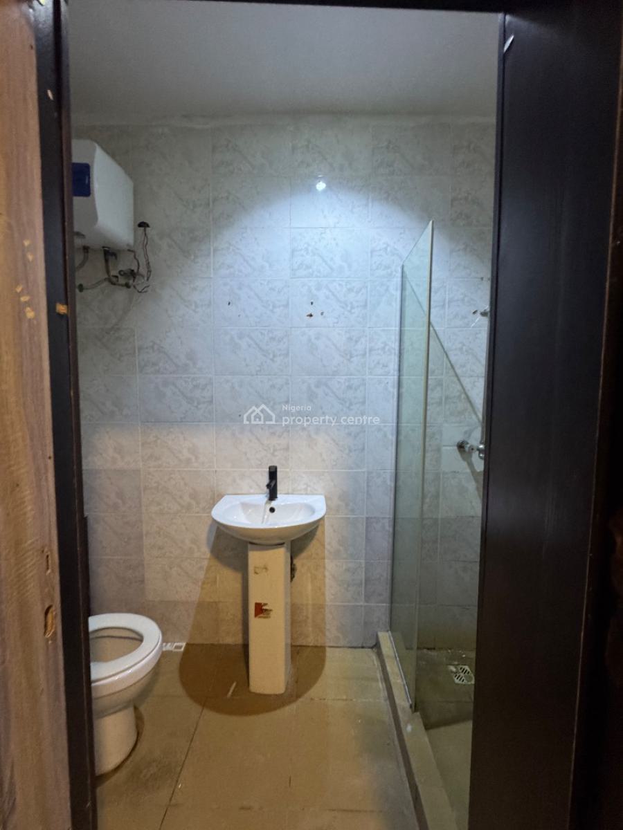 Nice  Very Spacious 4 Bedroom Duplex Terrace with Bq 2 Floor, Orchid Road, Lekki, Lagos, Terraced Duplex for Rent
