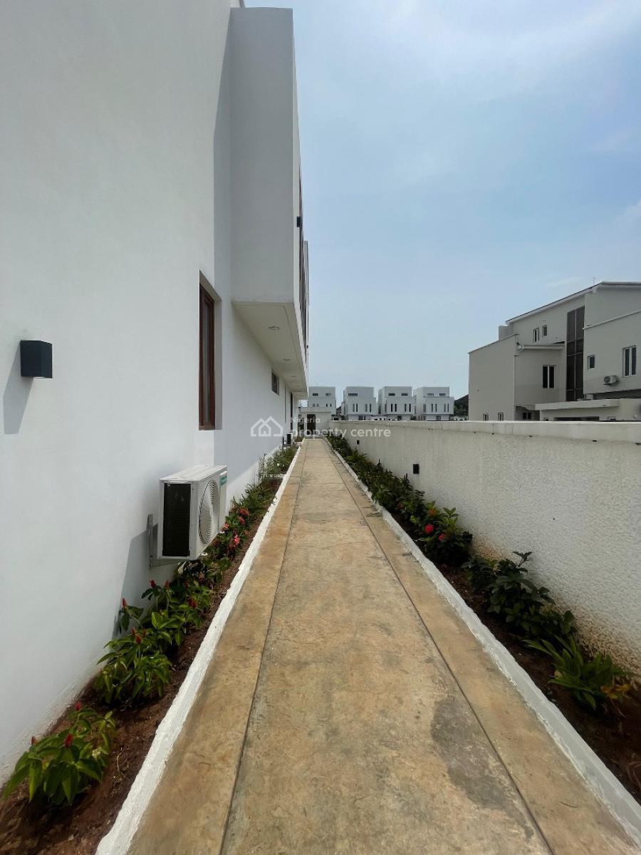 Massive 4 Bedroom Detached Duplex with Private Cinema, Pool, & Bq, Te, Osapa, Lekki, Lagos, Detached Duplex for Sale
