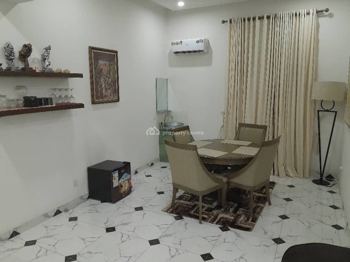 3bedroom Apartment in Wuye, Wuye, Abuja, Wuye, Abuja, Flat / Apartment Short Let