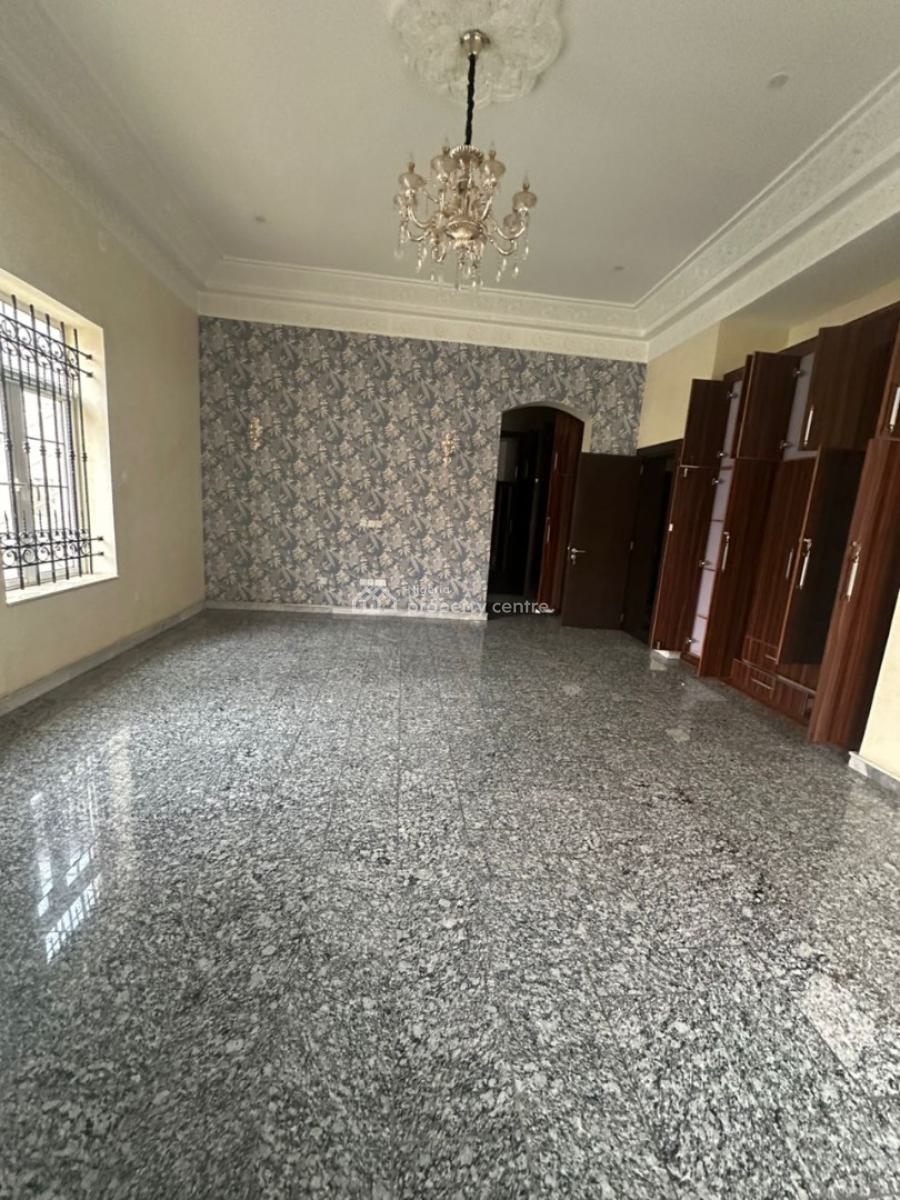 7 Bedroom Ambassadorial Mansion with Guest Charlet, Maitama District, Abuja, Detached Duplex for Rent