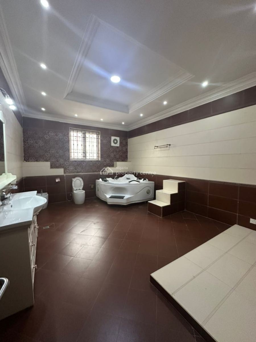 7 Bedroom Ambassadorial Mansion with Guest Charlet, Maitama District, Abuja, Detached Duplex for Rent
