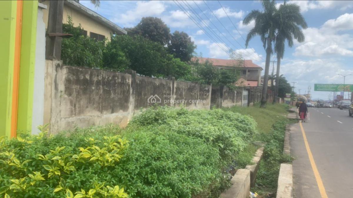 Eight Bedroom Fully Detached House, Uch Road, Ibadan, Oyo, Detached Duplex for Sale