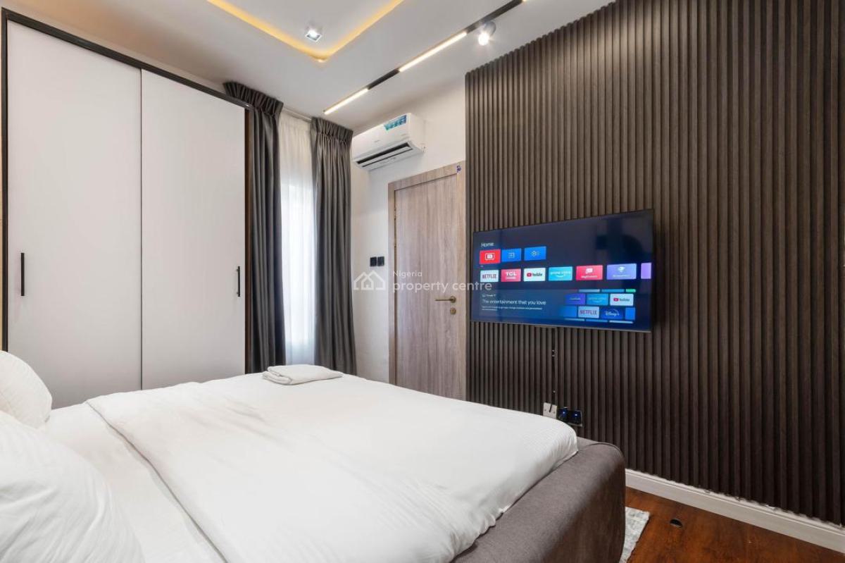 a Tasteful Furnished Apartment with All Important Amenities and 24 Hours, Lekki Phase 1, Lekki, Lagos, Flat / Apartment Short Let