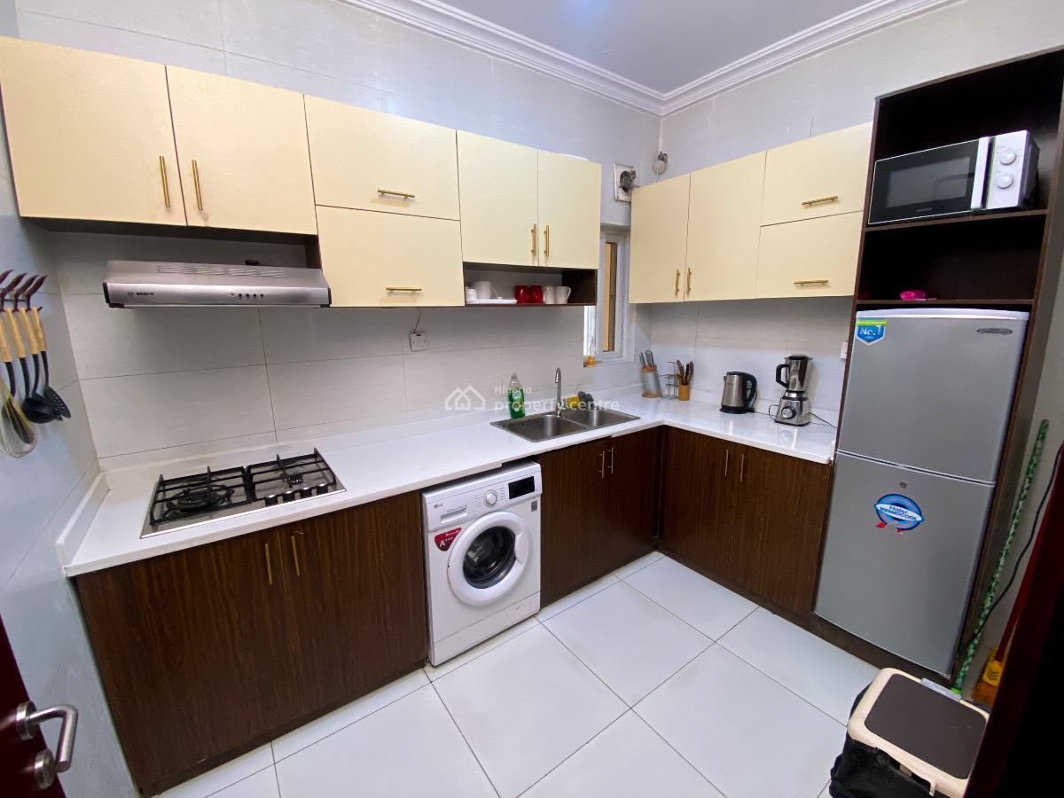 a Tasteful Furnished Apartment with All Important Amenities and 24 Hours, Lekki Phase 1, Lekki, Lagos, Flat / Apartment Short Let