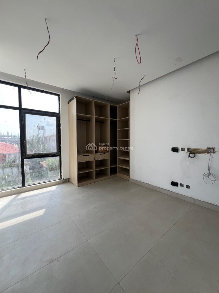Newly Built 3 Bedroom Apartment with Swimming Pool, Gym and Bq, Admiralty Lekki Phase 1, Lekki, Lagos, Block of Flats for Sale