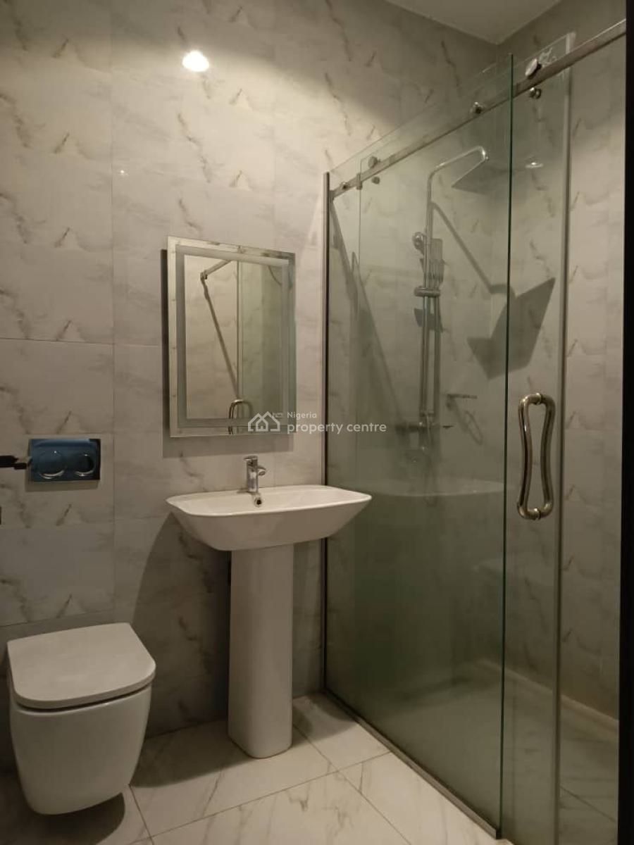 Luxury 3 Bedroom Apartment with Bq in a Serene Environment, Guzape District, Abuja, Flat / Apartment for Rent