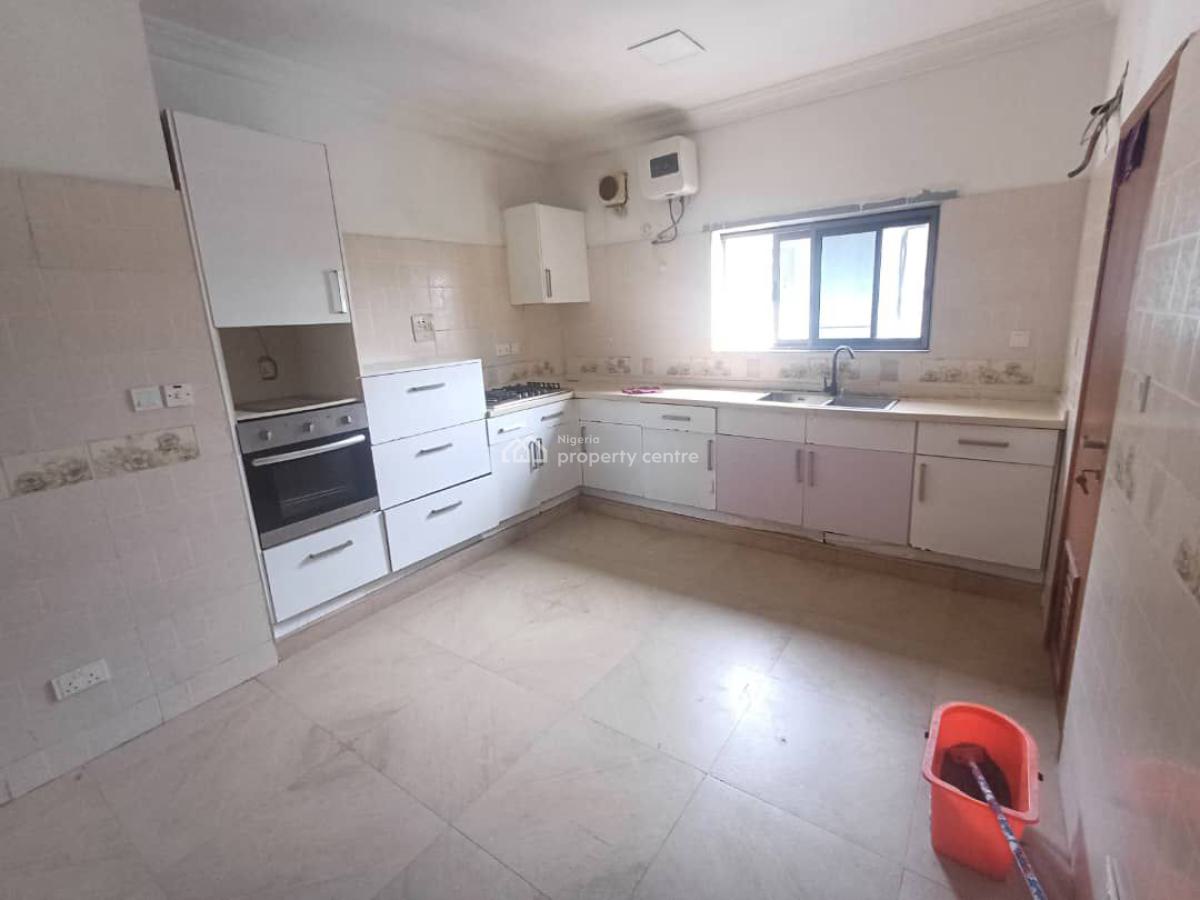 Self Service 3 Bedroom Flat with Bq, Off Admiralty Road, Lekki Phase 1, Lekki, Lagos, House for Rent