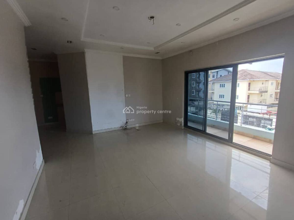 Self Service 3 Bedroom Flat with Bq, Off Admiralty Road, Lekki Phase 1, Lekki, Lagos, House for Rent