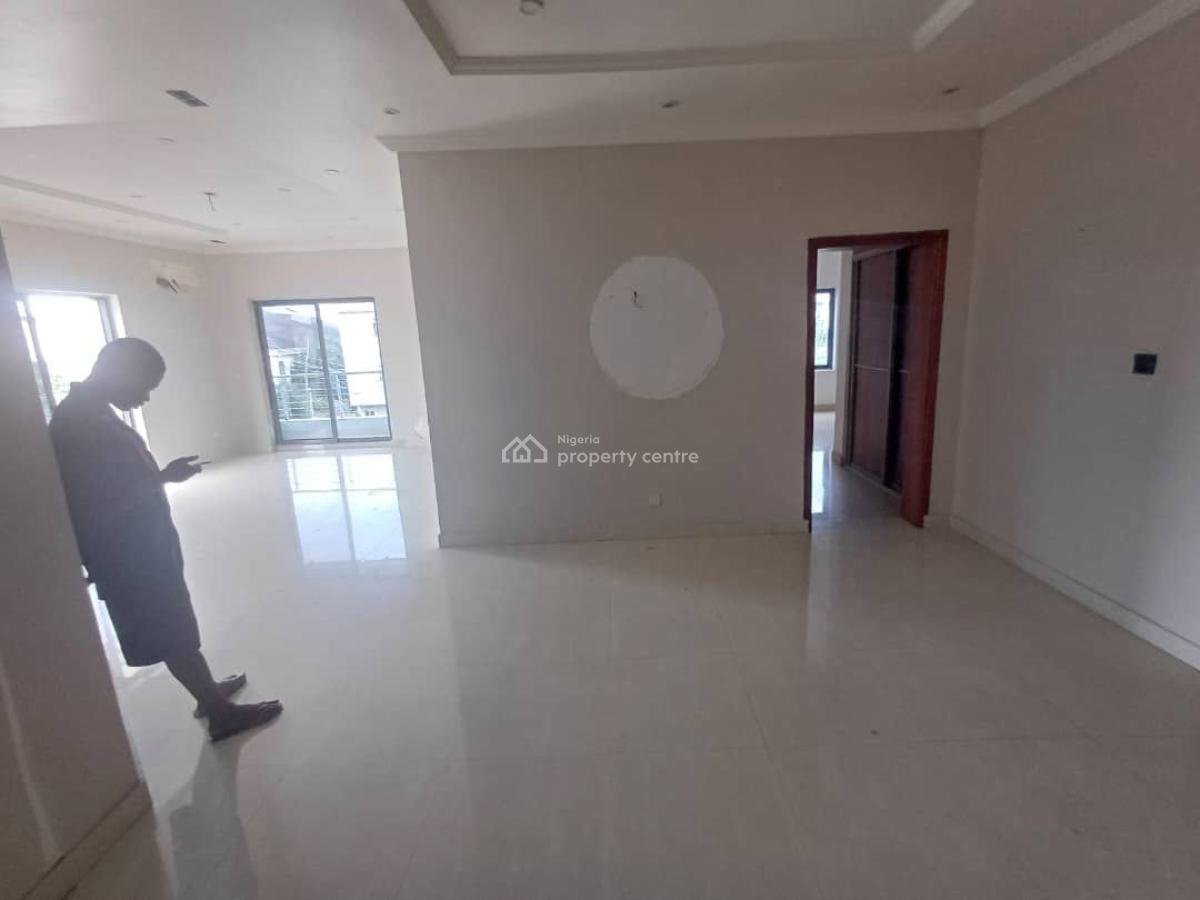 Self Service 3 Bedroom Flat with Bq, Off Admiralty Road, Lekki Phase 1, Lekki, Lagos, House for Rent