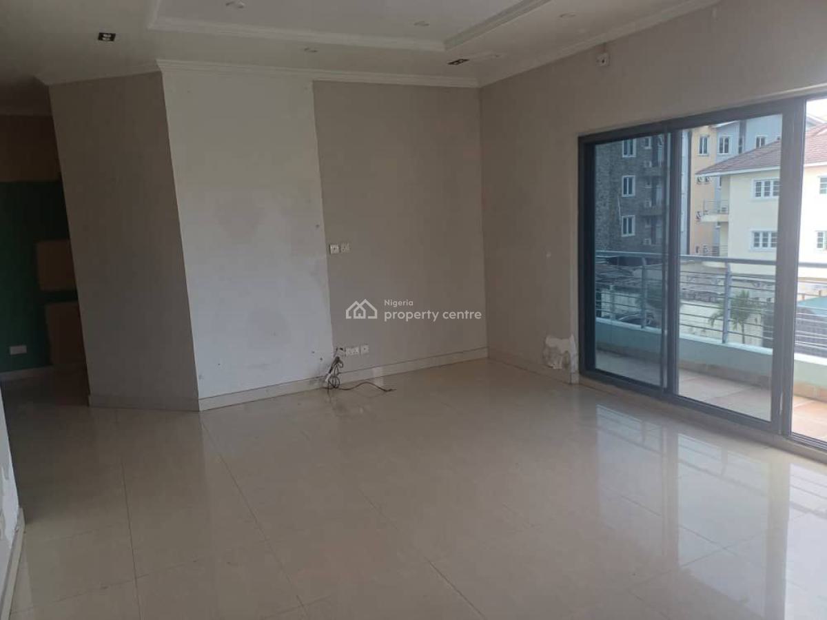 Self Service 3 Bedroom Flat with Bq, Off Admiralty Road, Lekki Phase 1, Lekki, Lagos, House for Rent