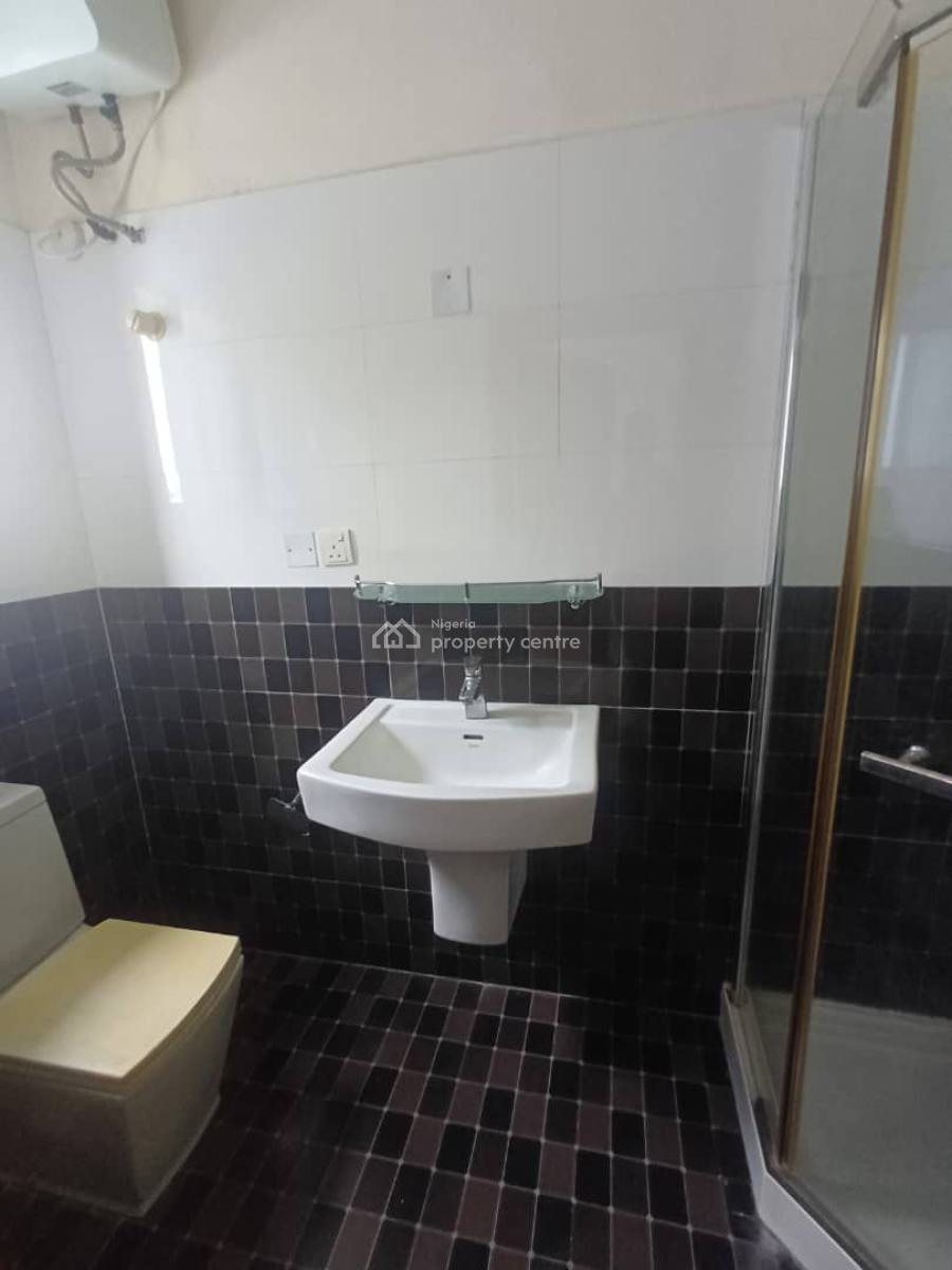 Self Service 3 Bedroom Flat with Bq, Off Admiralty Road, Lekki Phase 1, Lekki, Lagos, House for Rent