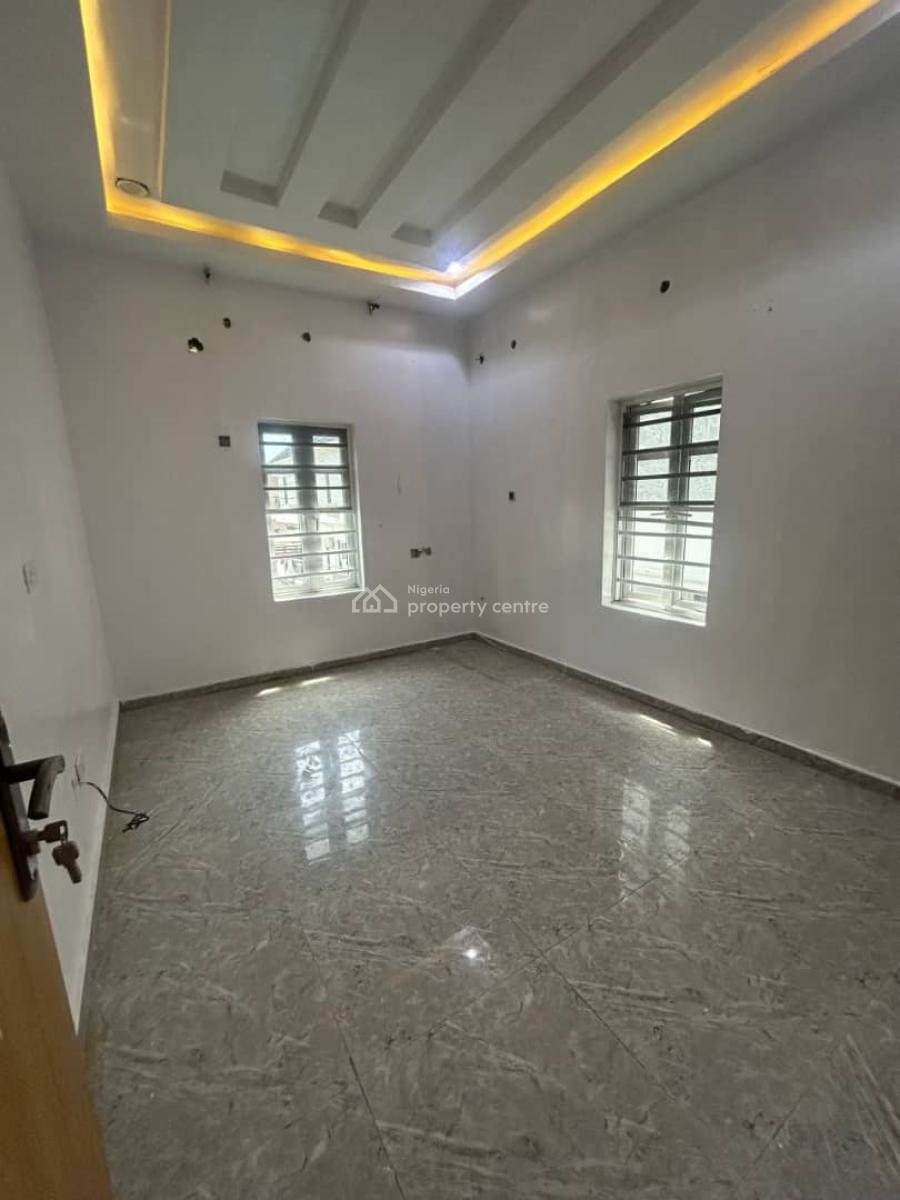 Luxurious Spacious Semi Master Bedroom, Bera, Chevron, Lekki, Lagos, Self Contain (single Rooms) for Rent