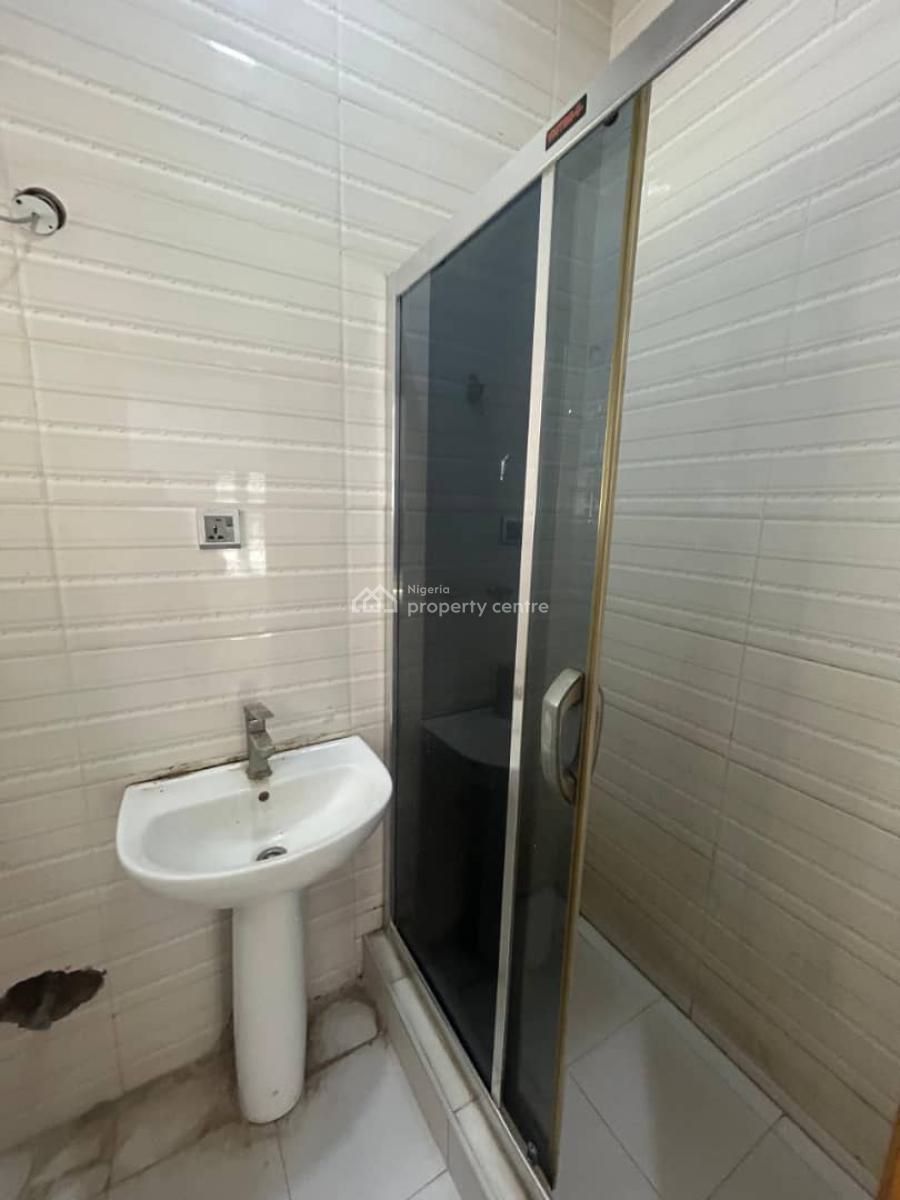 Luxurious Spacious Semi Master Bedroom, Bera, Chevron, Lekki, Lagos, Self Contain (single Rooms) for Rent