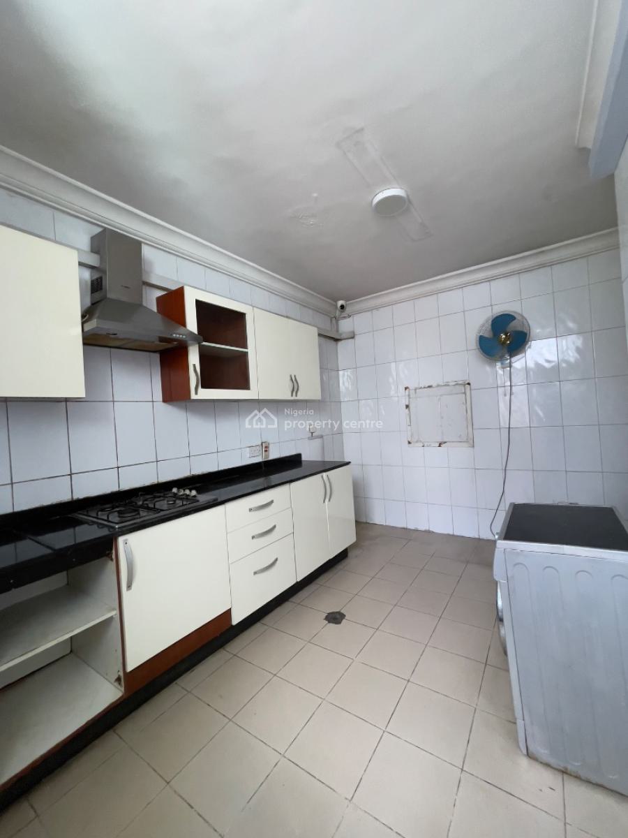 Service 3bedroom Flat with Swimming Pool, Basketball Court/playgound, 1004 Victoria Island Lagos, Victoria Island (vi), Lagos, Flat / Apartment for Sale