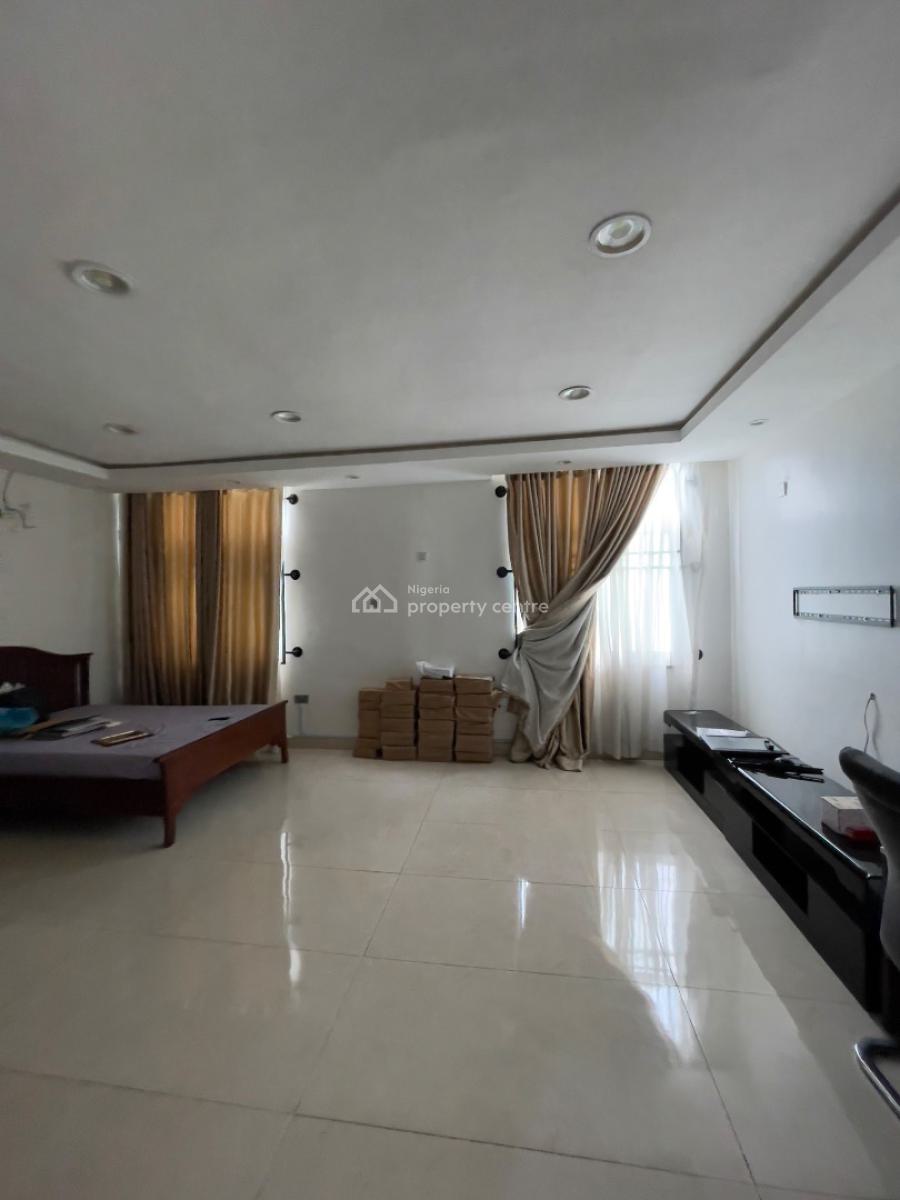 Service 3bedroom Flat with Swimming Pool, Basketball Court/playgound, 1004 Victoria Island Lagos, Victoria Island (vi), Lagos, Flat / Apartment for Sale