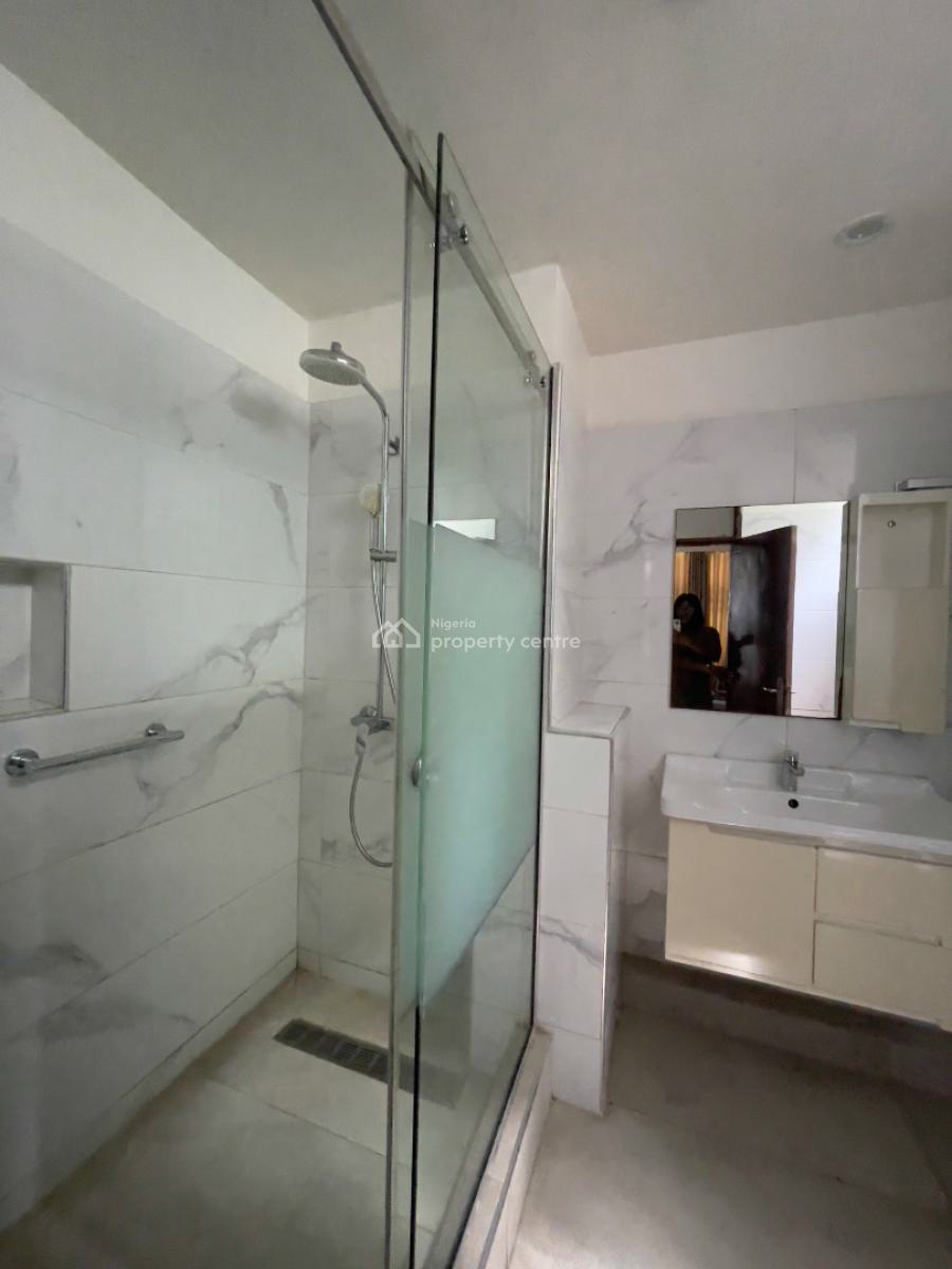 Service 3bedroom Flat with Swimming Pool, Basketball Court/playgound, 1004 Victoria Island Lagos, Victoria Island (vi), Lagos, Flat / Apartment for Sale