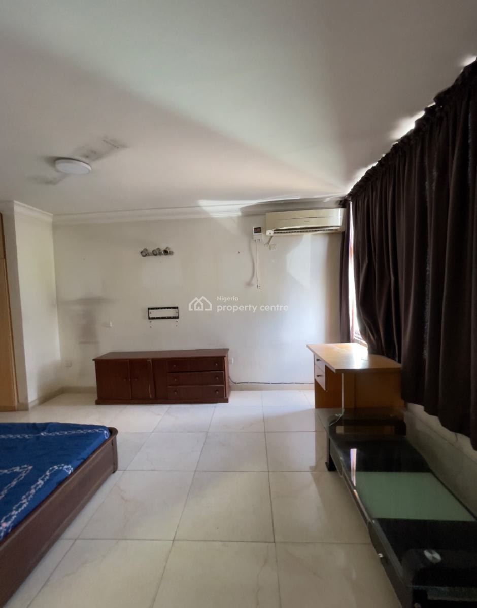 Service 3bedroom Flat with Swimming Pool, Basketball Court/playgound, 1004 Victoria Island Lagos, Victoria Island (vi), Lagos, Flat / Apartment for Sale