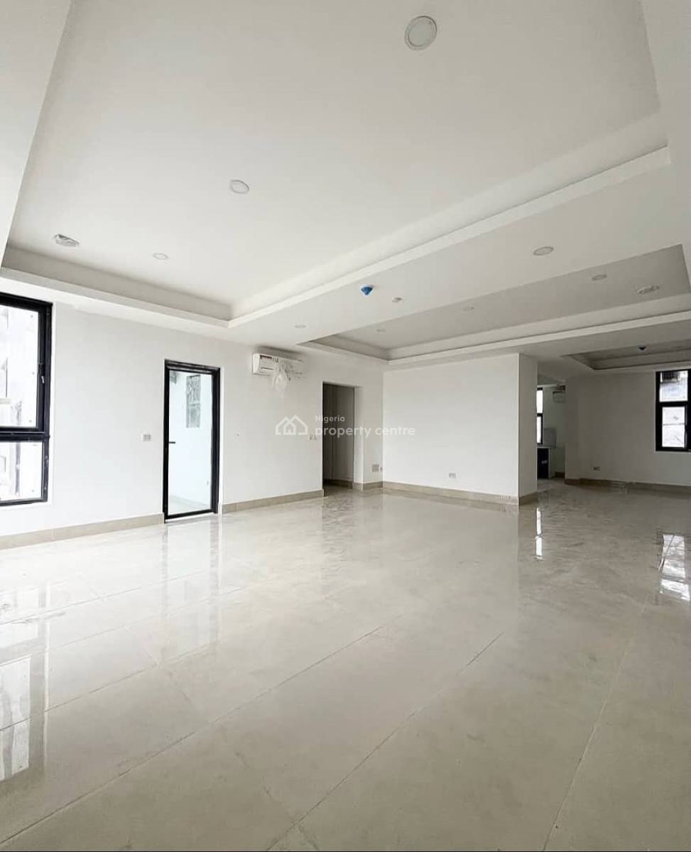 Luxurious 3 Bedroom with Bq and Swimming Pool, Lekki Phase 1, Lekki, Lagos, Flat / Apartment for Rent