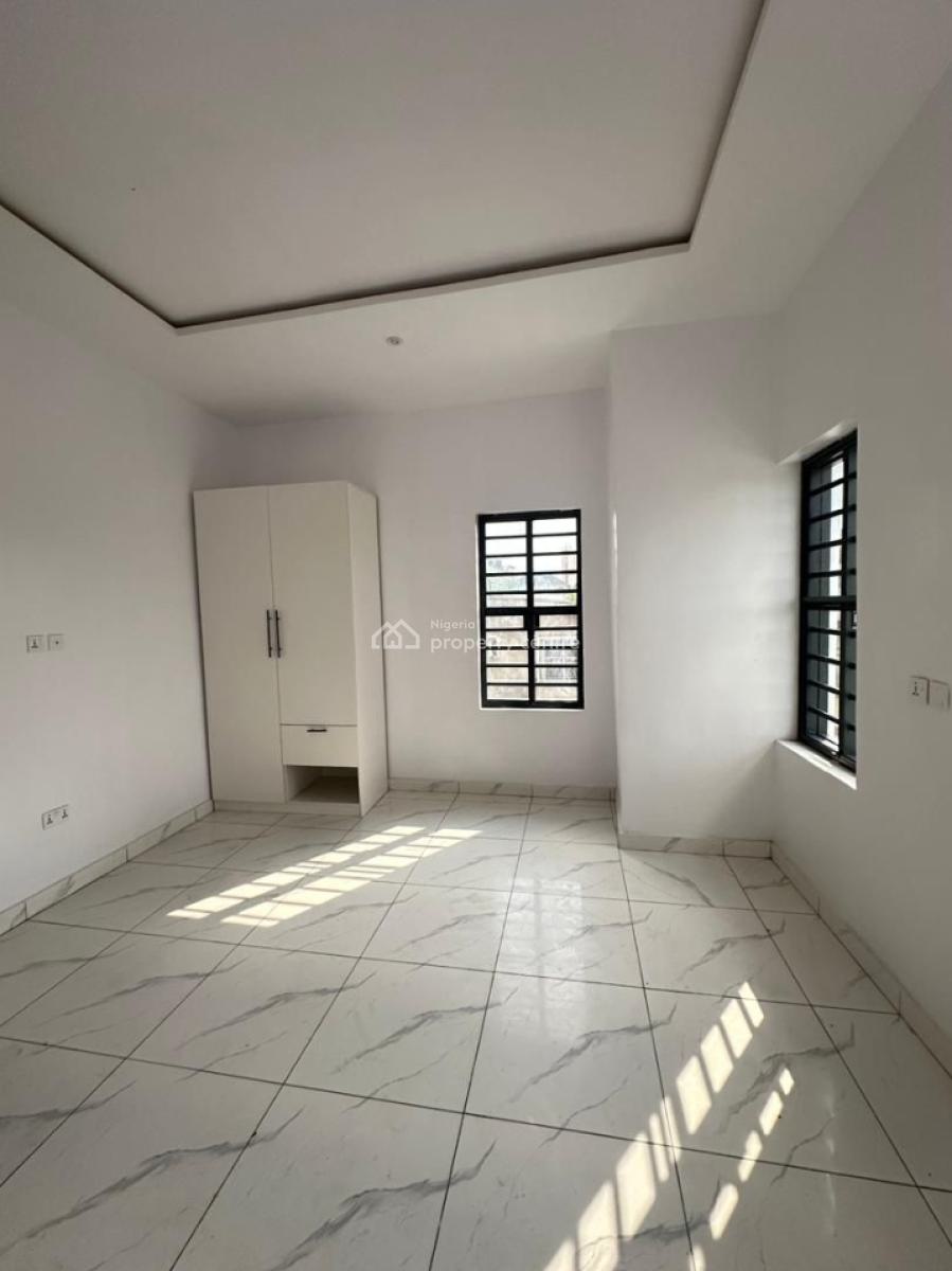 Newly Built 3 Bedroom Apartments Within a Mini Estate, Surulere, Lagos, Flat / Apartment for Sale