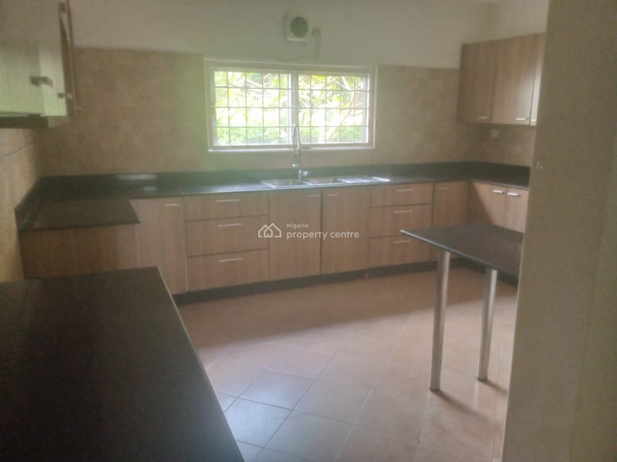 Clean 3-bedroom Apartment with Bq, Parkview Estate, Parkview, Ikoyi, Lagos, Flat / Apartment for Rent