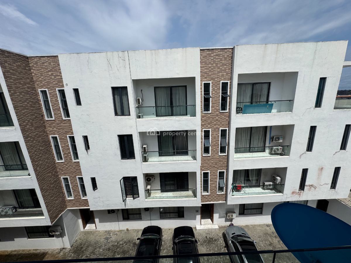 Well Serviced 2bedrooms Apartment, Brideview Estate, Agungi, Lekki, Lagos, Flat / Apartment for Sale