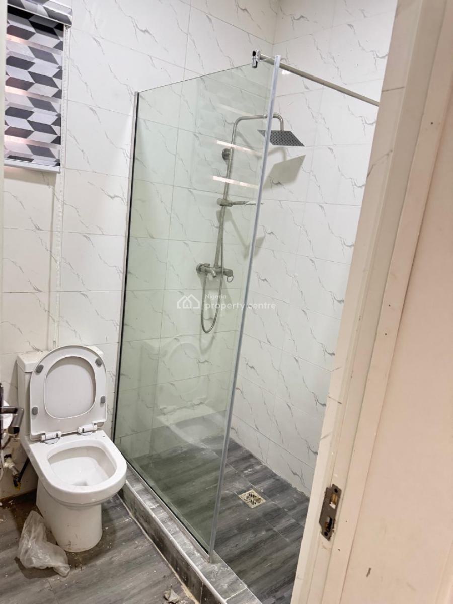 3 Bedrooms House in Gated Estate with Pool, Ogombo, Ajah, Lagos, Terraced Duplex for Sale