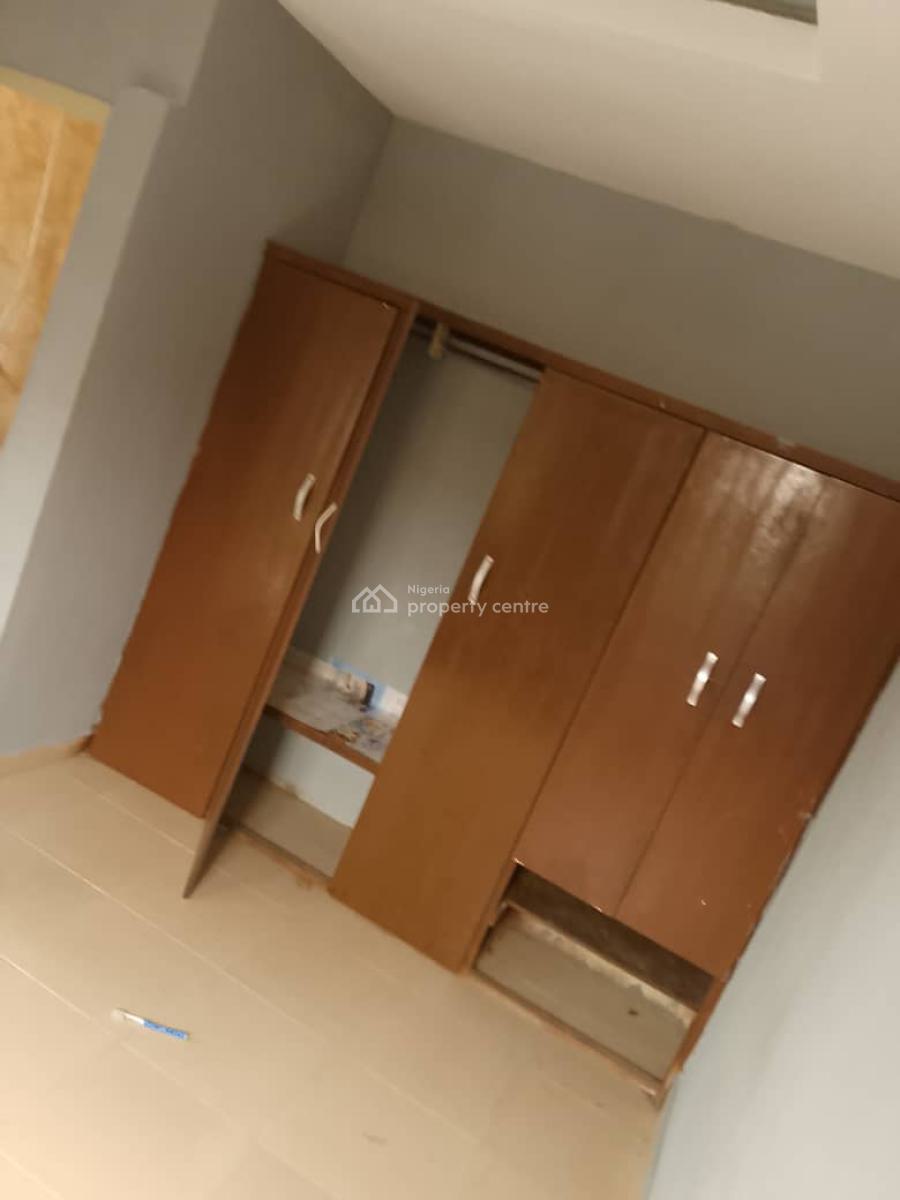 Spacious and Well Maintained Self Contain, Opposite Beechwood Estate Bogije, Imalete Alafia, Ibeju Lekki, Lagos, Self Contain (single Rooms) for Rent