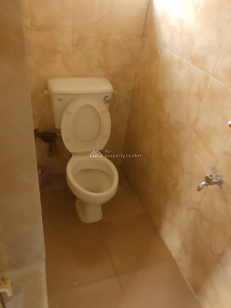 Spacious and Well Maintained Self Contain, Opposite Beechwood Estate Bogije, Imalete Alafia, Ibeju Lekki, Lagos, Self Contain (single Rooms) for Rent