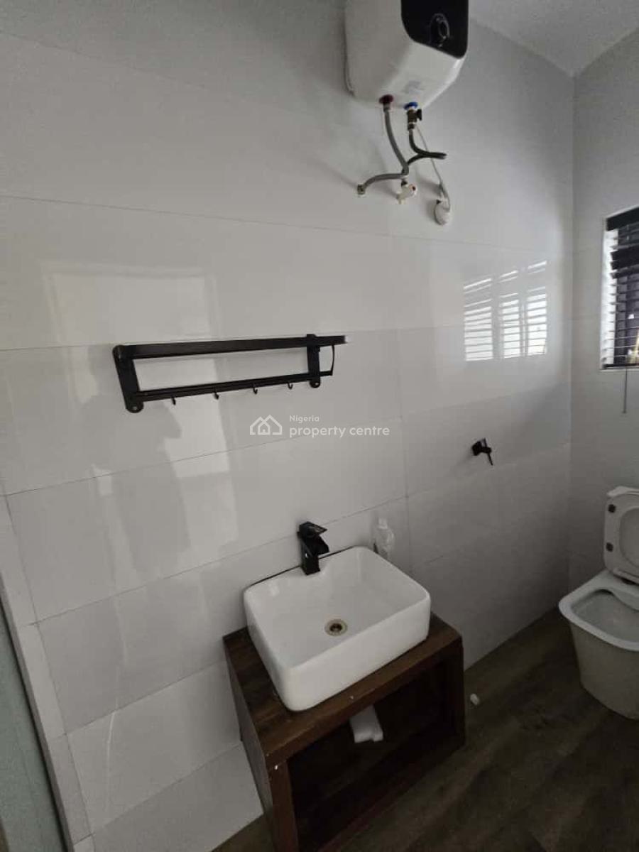 Tastefully Built Serviced Three (3) Bedroom Apartment, Ikoyi, Lagos, Flat / Apartment for Rent